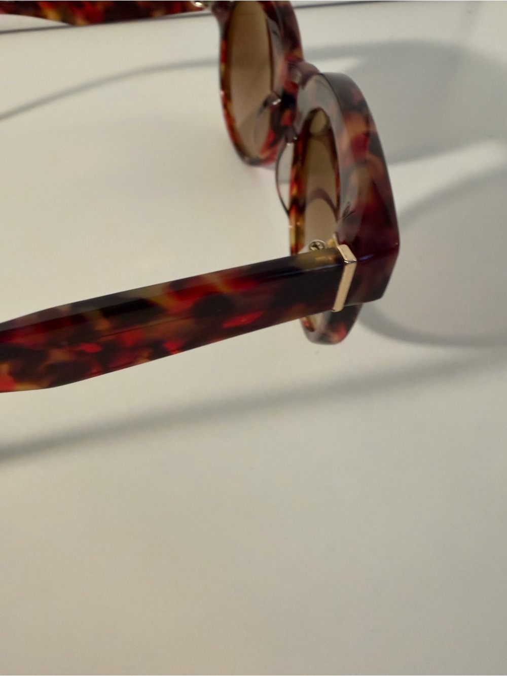 Warby Parker Elle Tortoise-Red Round Sunglasses with Gradient Brown Lenses - Picture 3 of 10